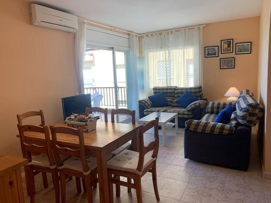 Apartamento Primera Linea De Playa Port-Segur Segur de Calafell Buitenkant foto